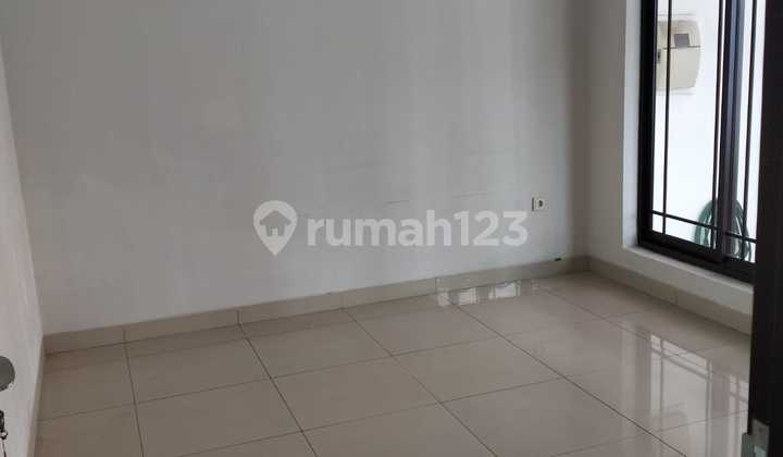 4Al Rumah Green Lake City 8X18 Termurah & Siap Huni Dijual 1