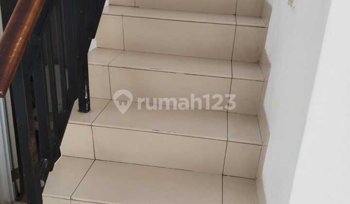 14Al Disewakan Rumah Green Lake City Cepat Rumah