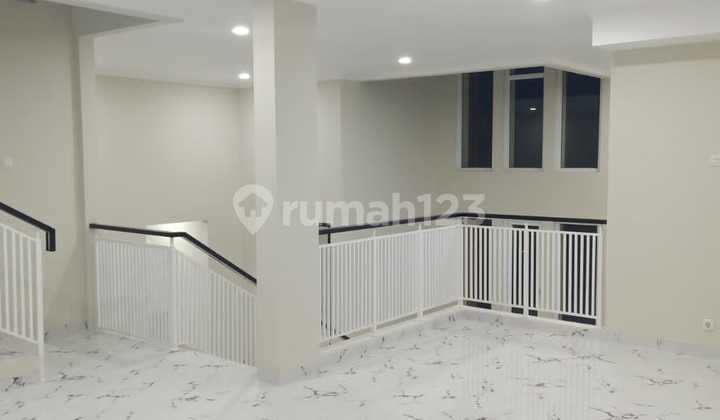 29Al Dijual Rumah 4 KT Cluster The Green Vineyard BSD