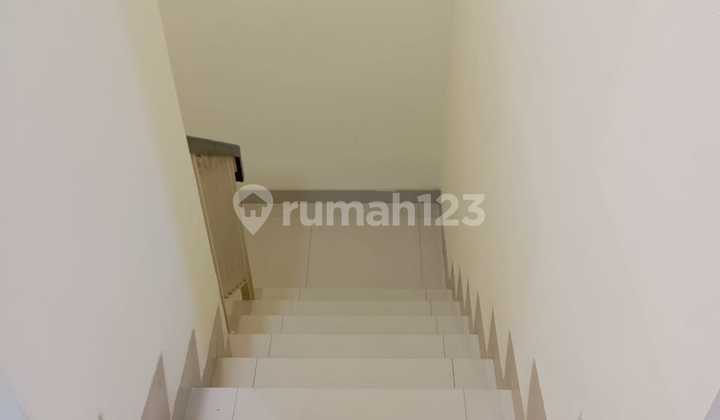 18Al Disewakan Gudang 9X29m2 Eraprima Industrial Park