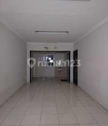 20Al Disewakan : Ruko 5 Lantai di Mutiara Taman Palem