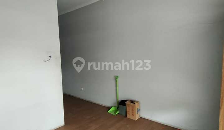For Sale: 15A 5x17m² 2.5-Story Shop House in Metro Permata 1 Ruko 2