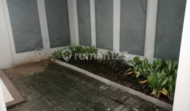5A For Rent House 8X18 Fresh/Newly Renovated Permata Buana 2