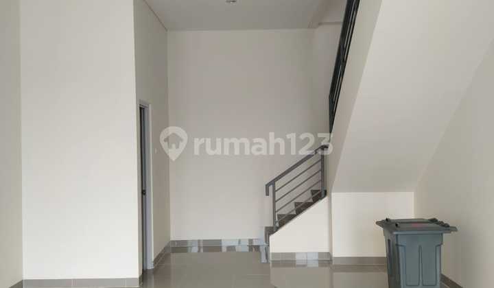 12Al For Rent Maggiore Grande Shop House 5X10m2 2 Floors Gading