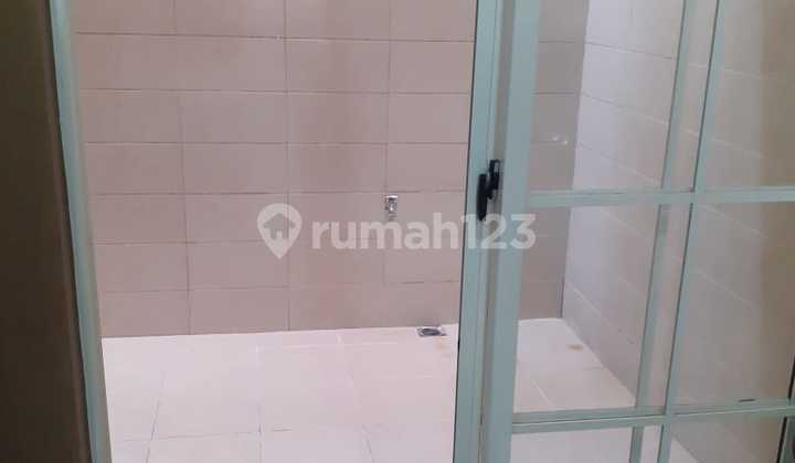 2Aldisewakan Gudang di Jatake LT : 1385 M LB : 650 M