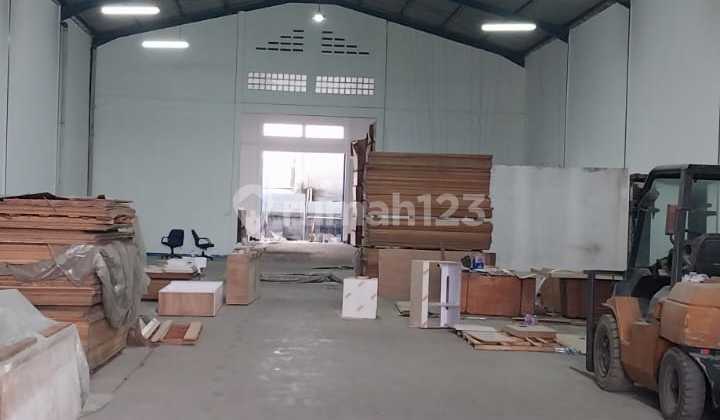 5Aldisewakan Gudang Siap Pakai dan Baru Renov Luas 950M2 5Aldisewakan Gudang Siap Pakai dan Baru Renov Luas 950M2