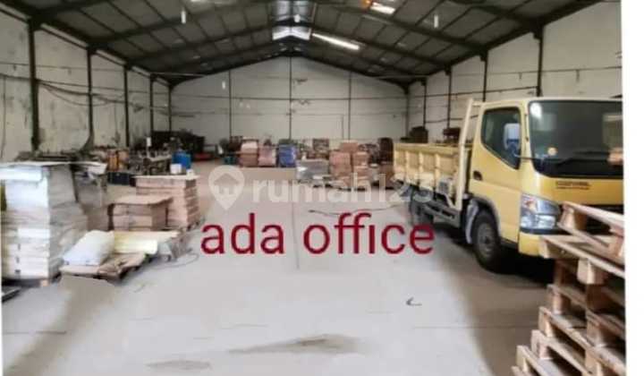 For Rent: Spacious 1,200M2 Warehouse in Kosambi Dadap Central Area.