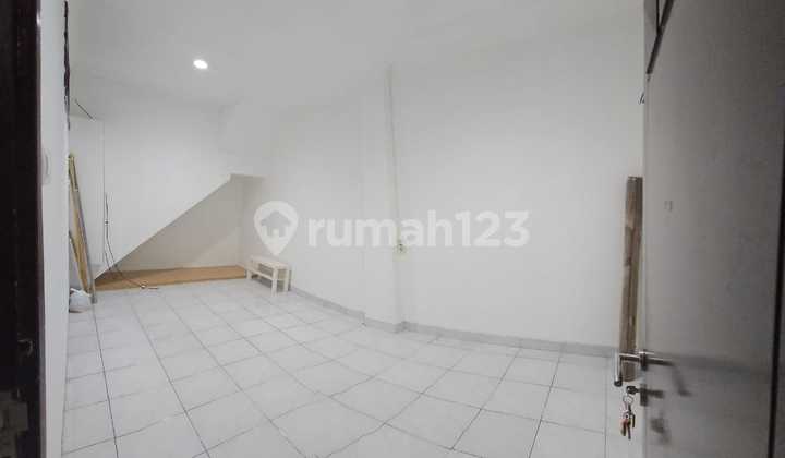 For Rent New Kosambi House, West Jakarta