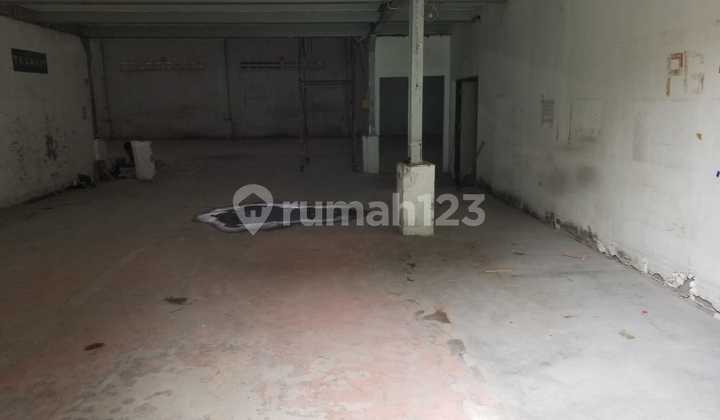 28Al Disewakan Gudang Luas 1.900M2 di Kapuk Kamal LT. 1500 M² 28Al Disewakan Gudang Luas 1.900M2 di Kapuk Kamal LT. 1500 M²