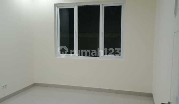 13Al For Rent House 8X18 Fresh/Newly Renovated Permata Buana 2