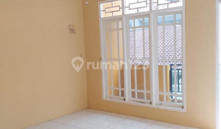 7Al Disewakan Rumah 8X13 M2 di Tanjung Duren 7Al Disewakan Rumah 8X13 M2 di Tanjung Duren