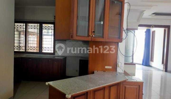 28Al For Rent Florence House Plot 8X12 3 Floors 2