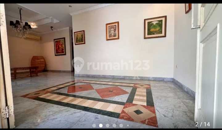 Beautiful 2-Story House for Sale, Ready to Live in Digraha Hijau 2