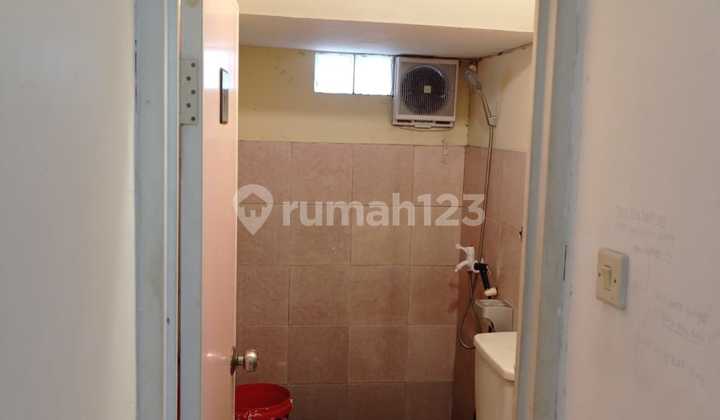 For Rent: 2-Story Shop House in Kemang Commercial Area