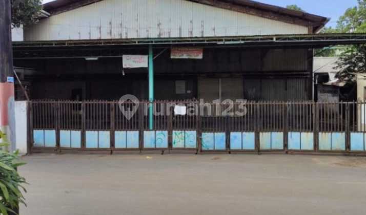 Warehouse for Rent in Commercial Area, Kebayoran Lama