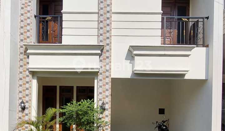 Disewakan Rumah Baru Siap Huni 2 Lantai Disewakan Rumah Baru Siap Huni 2 Lantai