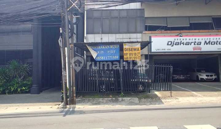 Disewakan Ruko 3 Lantai di Kawasan Komersial Radio Dalam Disewakan Ruko 3 Lantai di Kawasan Komersial Radio Dalam