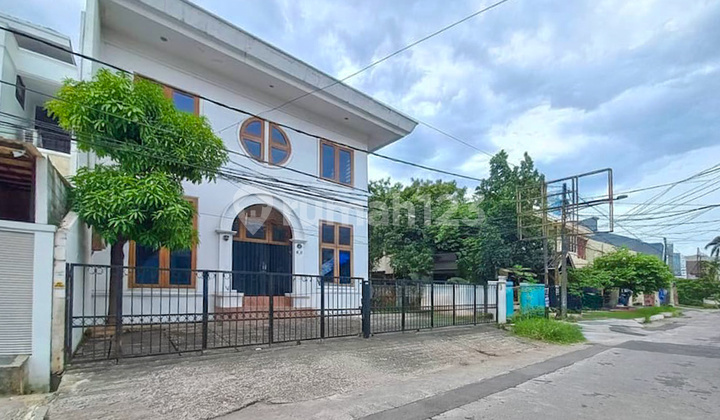 Building in Kelapa Gading near Kensington, Kirana Boutique, Sunter