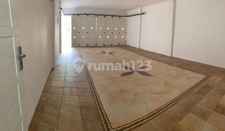 Luxury House in Graha Cinere, Depok 2