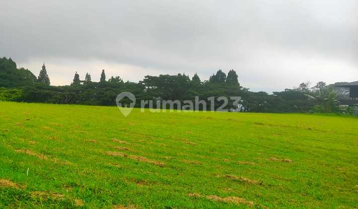 Corner lot in Rancamaya Bogor ready to build.
