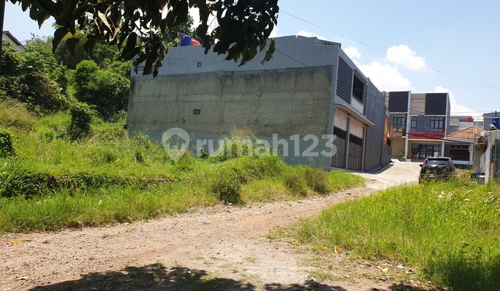 Scenic Residence! 154M² Land in Villa Bandung Indah with Mountain Views