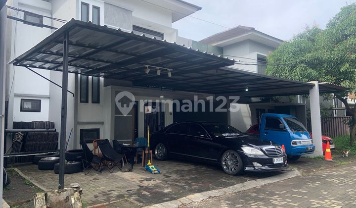 Kosan Modern 3 Lantai, 24 Kamar di Janati Park Desain Mewah 1