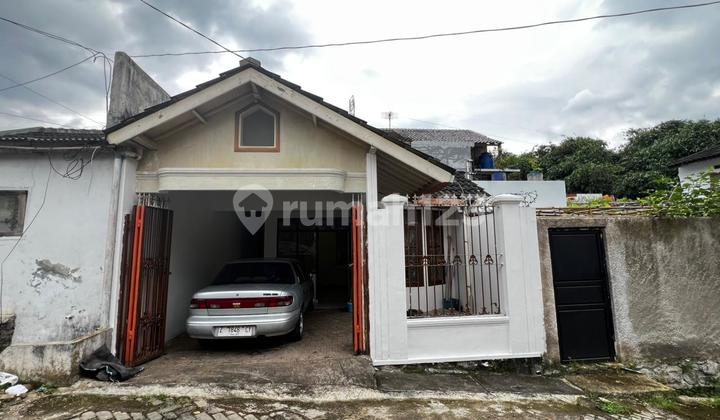 Rumah Tua 3 Kamar di Jatinangor Dekat Alun-Alun & Tol 1