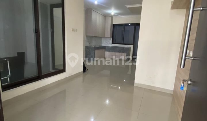 Rumah Disewakan di Casajardin Ada Kitchen Set, Siap Huni 2