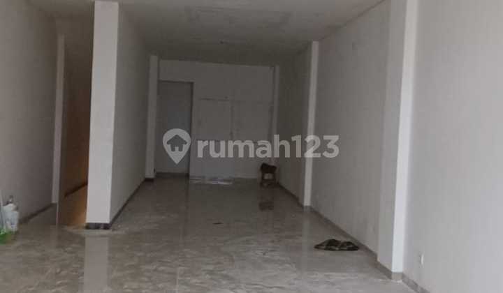 For Rent: 3-Story Roadside Ruko in Green Ville 2