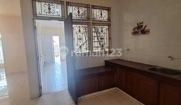 Disewakan Rumah Green Garden 2