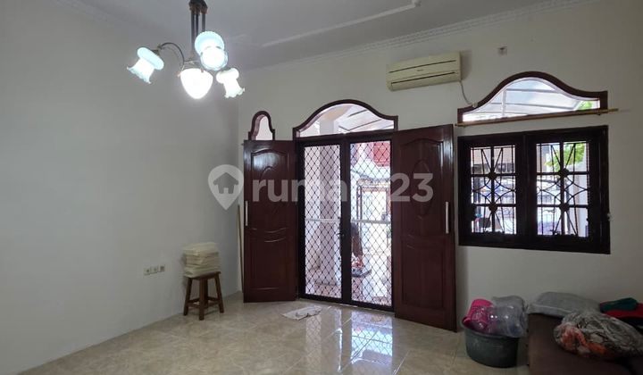 House for Sale in Cengkareng Indah Near Casajardin and Pik