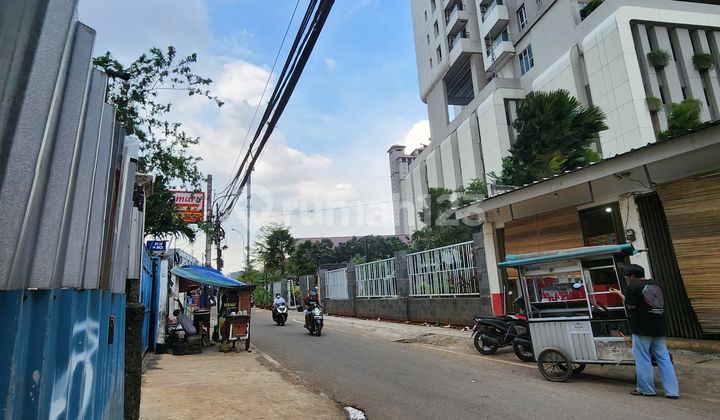 Land for Sale in Tanjung Duren with Certificate of Ownership