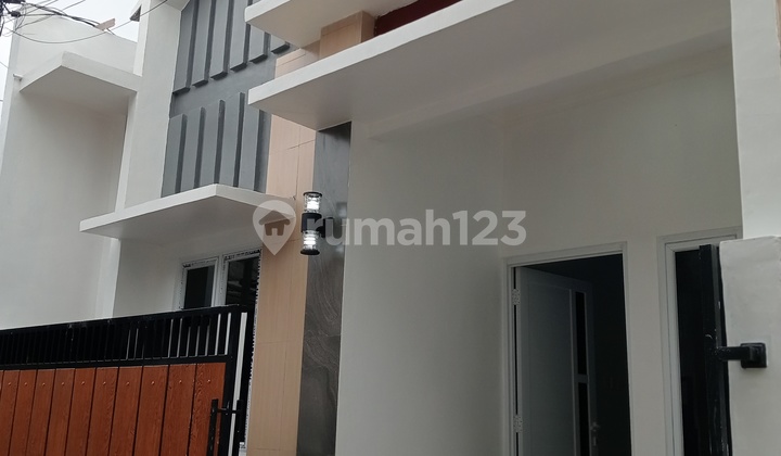 New 1.5-Story House in Larangan, Ciledug 16