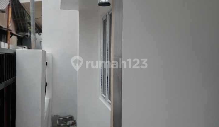 New 1.5-Story House in Larangan, Ciledug 4