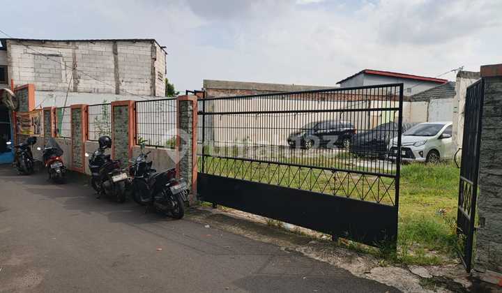 Rumah 2 Lantai Akses Bagus bisa Request