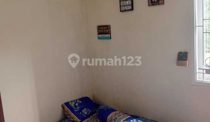 Rumah Second 2 Lantai Siap Huni 2