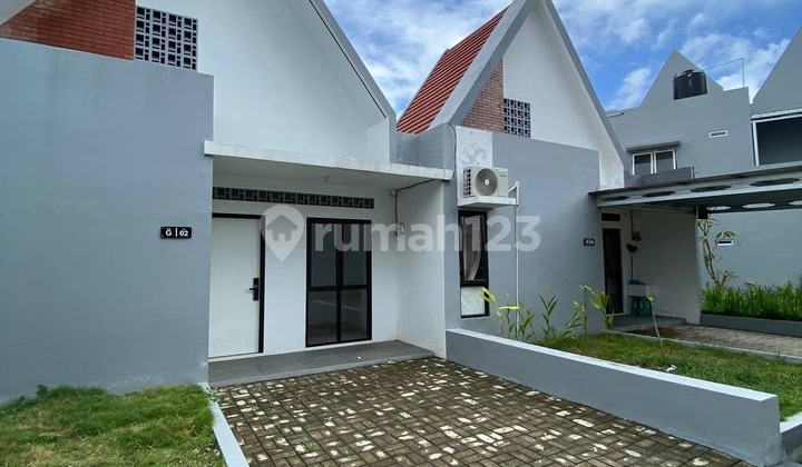 1-Story House in a Strategic Point in Cilacap, Quick Access 1-Story House in a Strategic Point in Cilacap, Quick Access