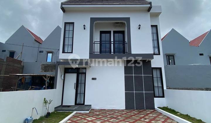 1 Unit Terakhir di Perumahan Mahkota Alfatih, 2 Lantai, 3 Kamar Tidur 1 Unit Terakhir di Perumahan Mahkota Alfatih, 2 Lantai, 3 Kamar Tidur