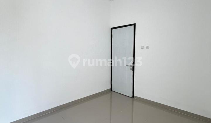 1 Unit Terakhir di Perumahan Mahkota Alfatih, 2 Lantai, 3 Kamar Tidur 2
