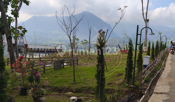 Tanah Kavling di Puncak 2 SHM 800.0 M² Bernuansa Eropa Classic