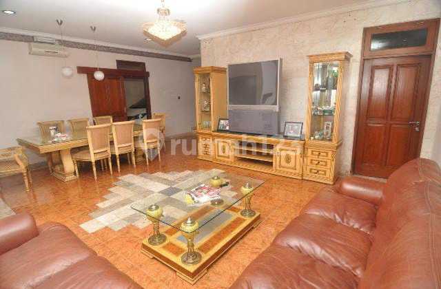 For Sale: 2-Story House in a Complex, Semi-Furnished, Close Access to MRT Lebak Bulus 2