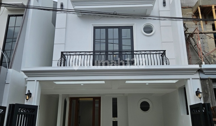 Dijual Rumah Siap Huni di Mega Cinere 2