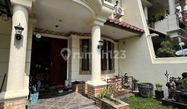 Dijual Rumah Dua Lantai di Puri Cinere Desain Classic 2