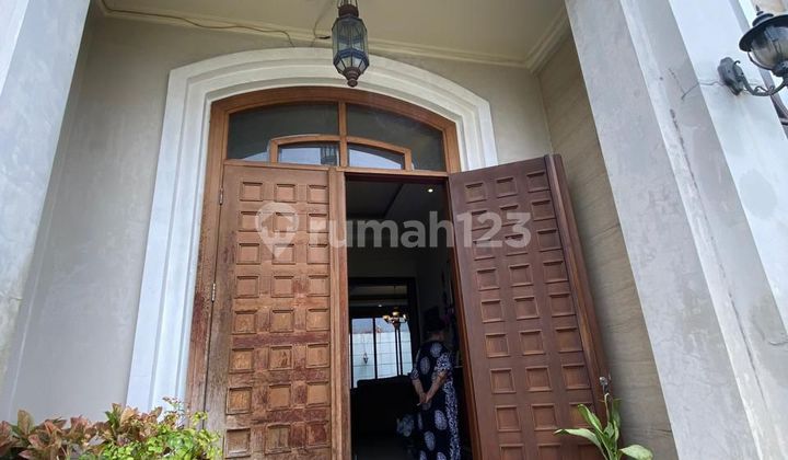 For Sale Two and a Half Story House Near MRT Darmawangsa