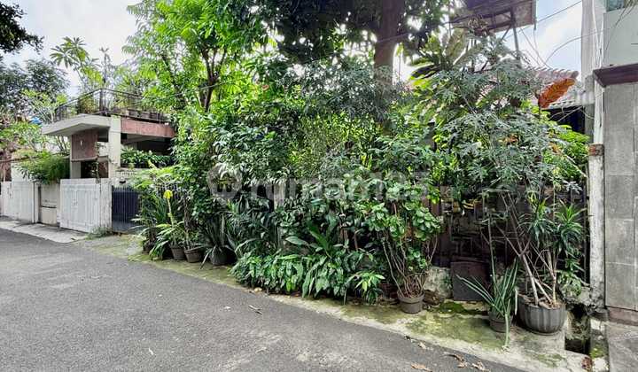 Dijual Rumah Dalam Komplek Lokasi Dekat Scbd
