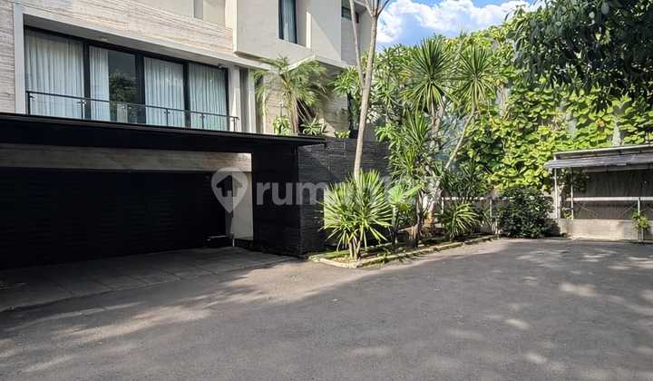 Three-Story House for Sale Inside a Complex in Pondok Pinang 2