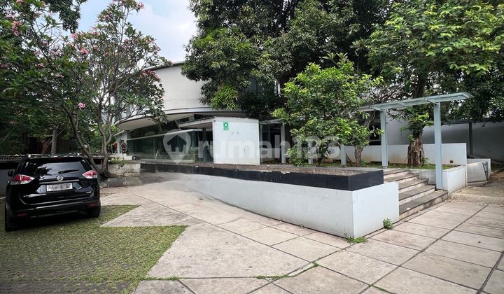 Building for Sale on Kemang Raya, South Jakarta, Price Below NJOP