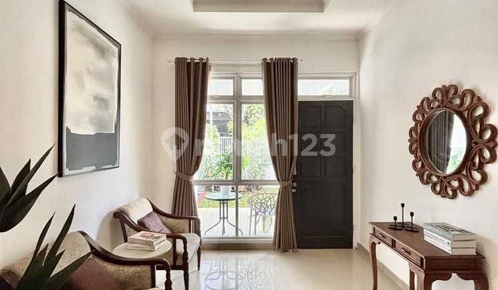 Dijual Rumah Dalam Komplek Semi Furnished di Cinere 2