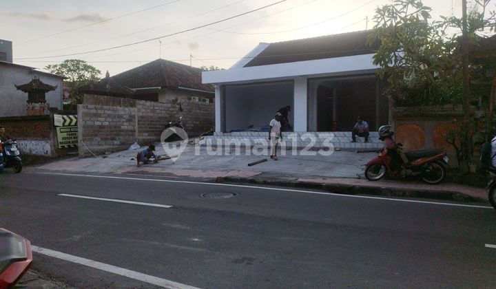 Ruko Strategis Pinggir Jalan Raya - Cocok Usaha & Investasi, Harga Nego!