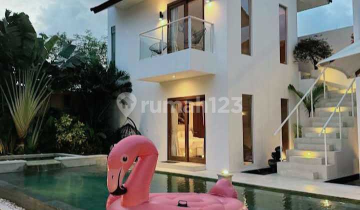 Luxury Living: Villa Private dengan Nuansa Resort Luxury Living: Villa Private dengan Nuansa Resort